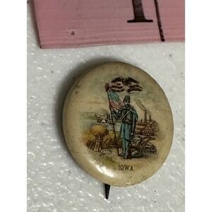 Antique Iowa State Seal Sweet Caporal Cigarettes Whitehead & Hoag Pinback Button